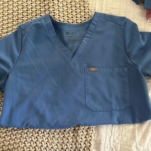 Figs Catarina scrub top